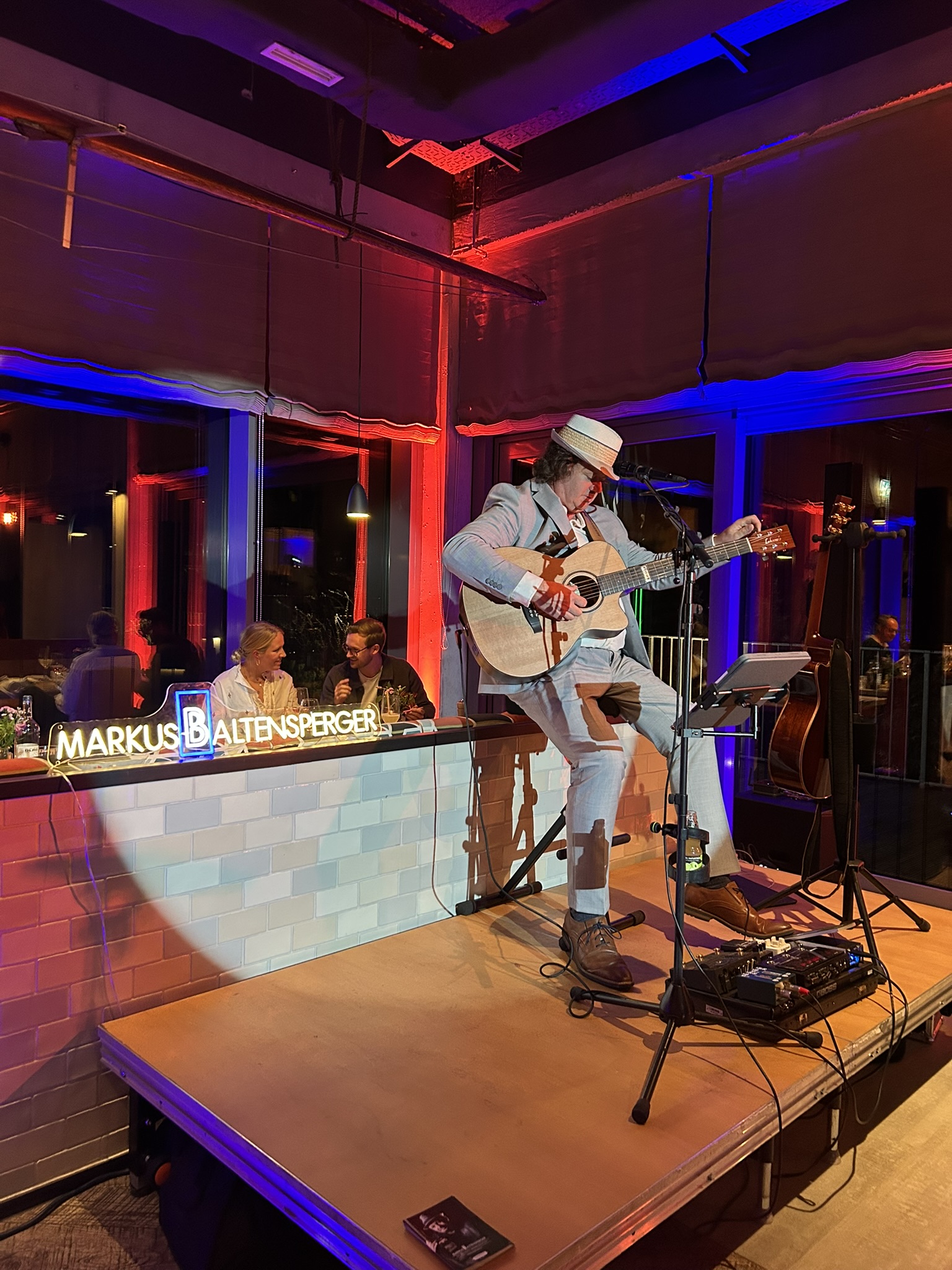 Live Musik an der Bar@The Stairs