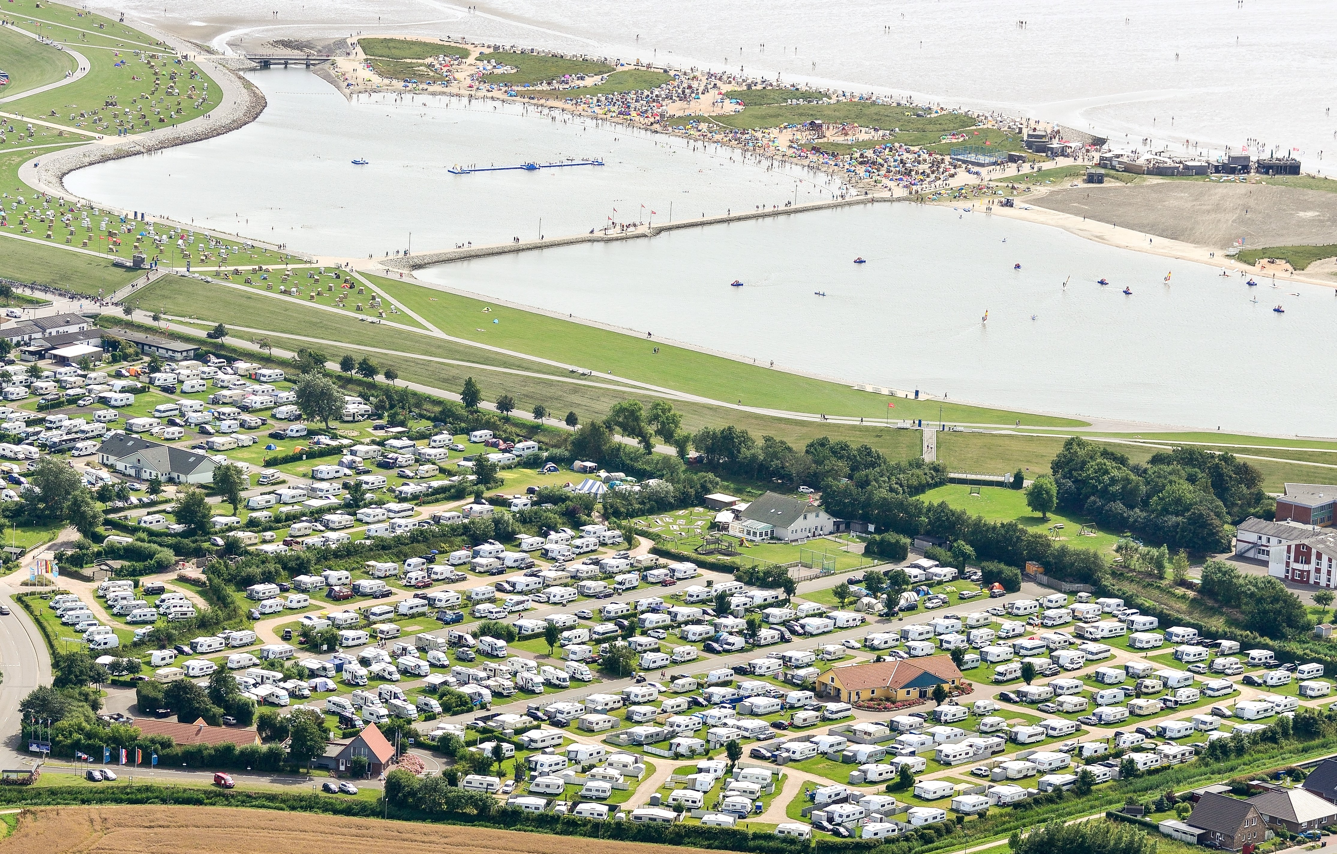 aufblasbares tunnelzelt HUSIR